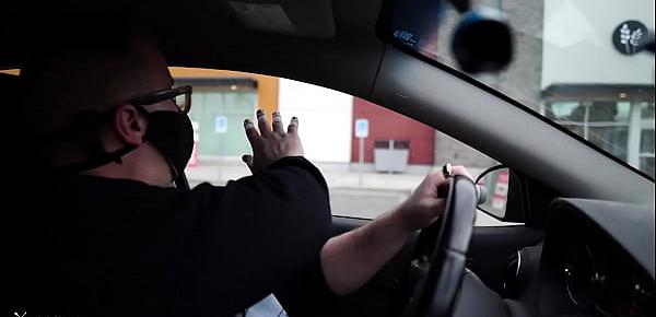  Uber Driver gets Sloppy Seconds